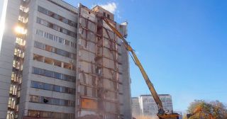Демонтаж многоэтажного дома Мценск, цена от 3674 руб.