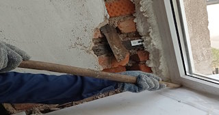 Демонтаж оконных откосов по выгодной цене от 518 руб. в Мценске - Сварной-Мцн