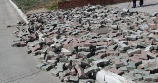 Демонтаж тротуарной плитки Мценск, цена от 2950 руб.