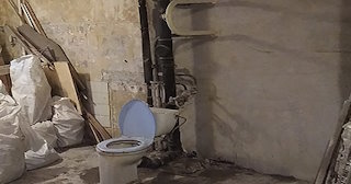 Демонтаж сантехкабины в панельном доме - цена от 1035 рублей | Сварной-Мцн